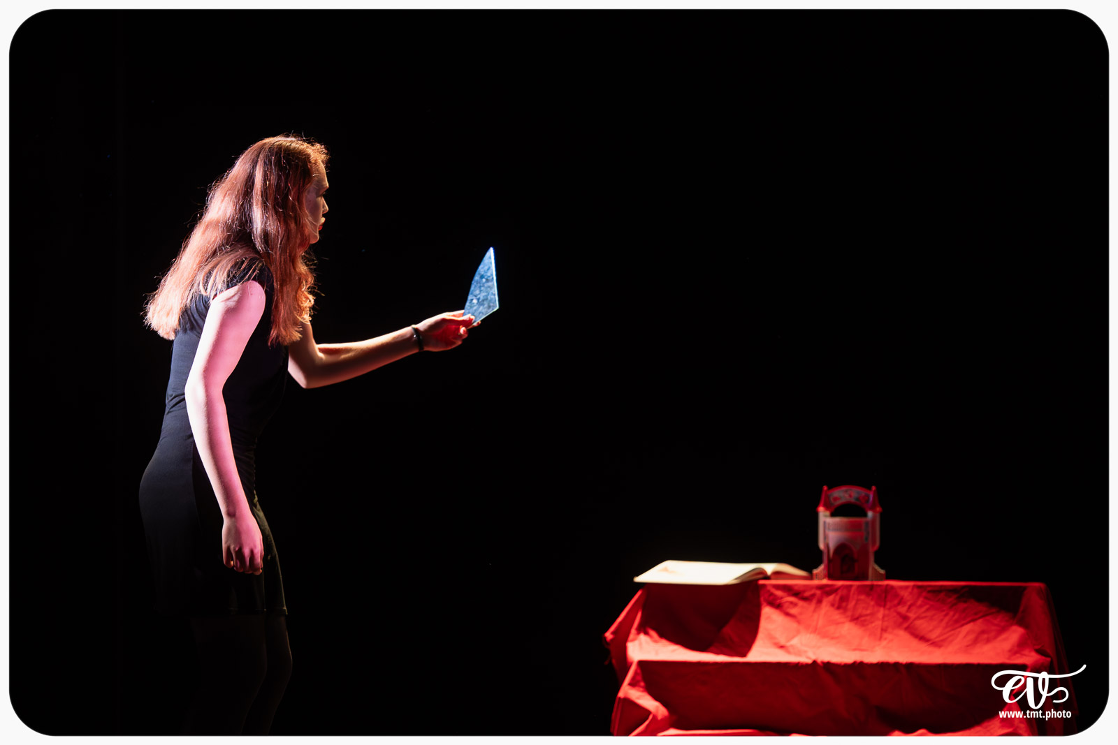 BLANCHE-NEIGE FOUTUE FORET